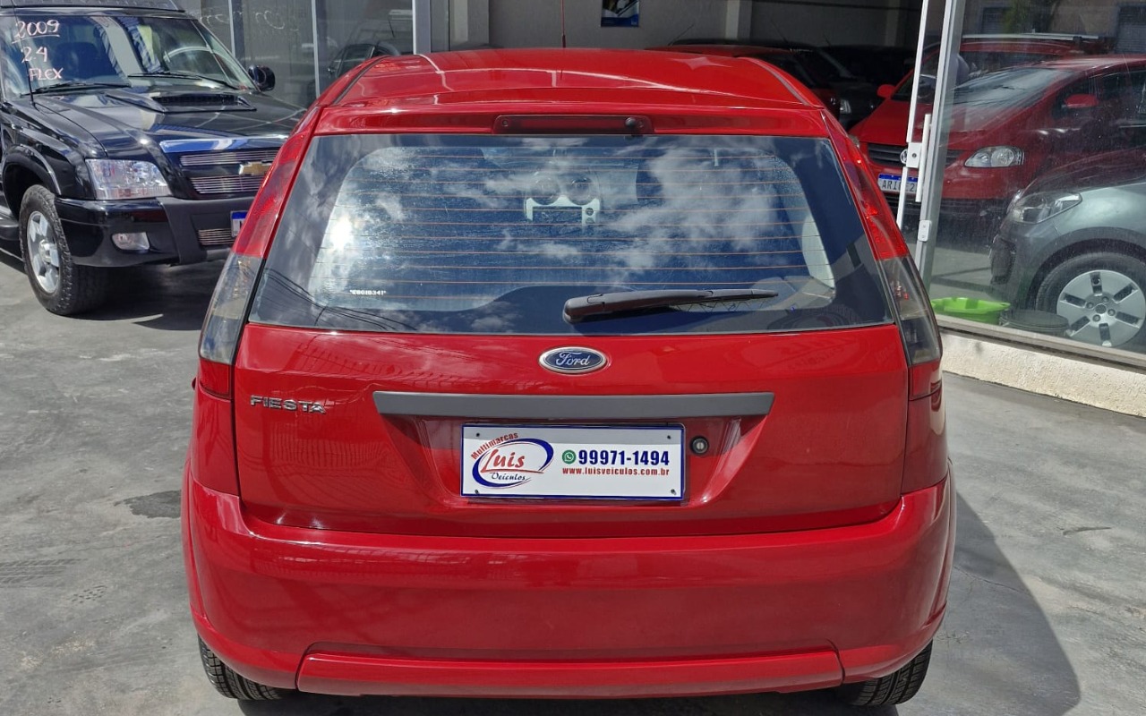 imagem-https://www.socarrao.com.br/sc-vehicle-images-prod/989817/1775660156213-Ni5qcGVn.jpeg