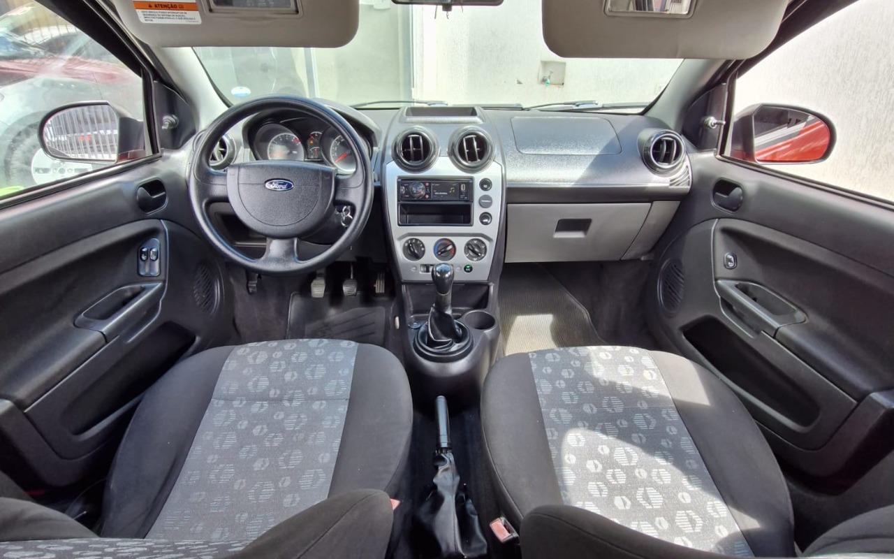 imagem-https://www.socarrao.com.br/sc-vehicle-images-prod/989817/1775660156628-MTAuanBlZw.jpeg