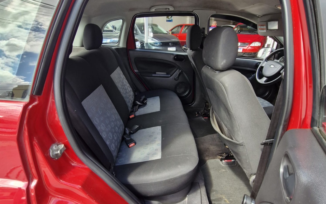 imagem-https://www.socarrao.com.br/sc-vehicle-images-prod/989817/1775660157940-MjEuanBlZw.jpeg