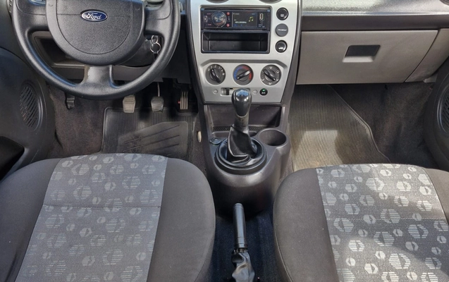 imagem-https://www.socarrao.com.br/sc-vehicle-images-prod/989817/1775660158100-MTUuanBlZw.jpeg