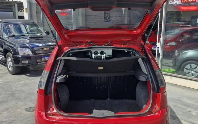 imagem-https://www.socarrao.com.br/sc-vehicle-images-prod/989817/1775660158681-MTkuanBlZw.jpeg