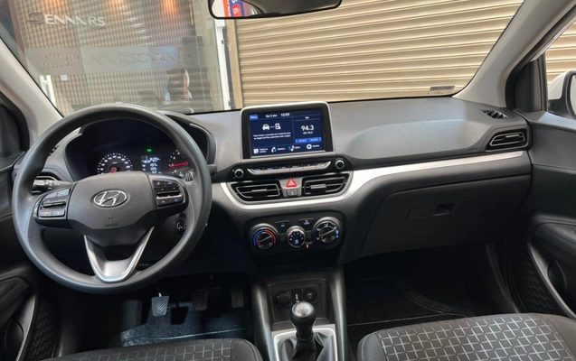 imagem-https://www.socarrao.com.br/sc-vehicle-images-prod/990058/1775666671123-03iAwmJbNkHxtp6esHEfrahJsUx3CWRL.jpg