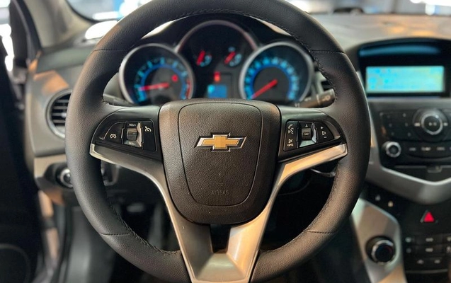 imagem-https://www.socarrao.com.br/sc-vehicle-images-prod/990127/1789592066969-7851301_6_B_39b2143f7e.jpeg