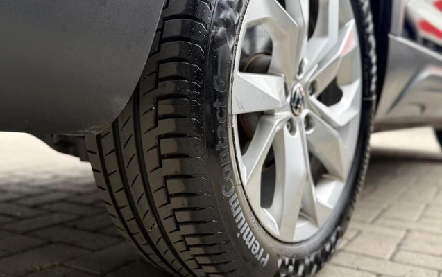 imagem-https://www.socarrao.com.br/sc-vehicle-images-prod/990164/1778698645252-7881763_14_B_73cd788e87.jpeg