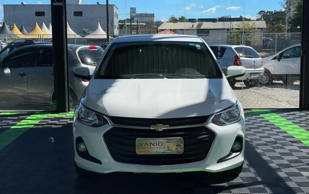 imagem-https://www.socarrao.com.br/sc-vehicle-images-prod/990226/1789565005591-003_338591eb239333d9d9fa6e4eb5da6270.jpeg