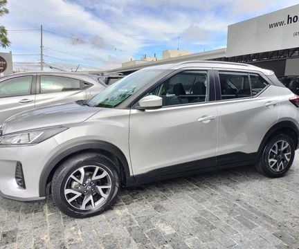 Nissan KICKS 2023 Prata — foto 1 de 3