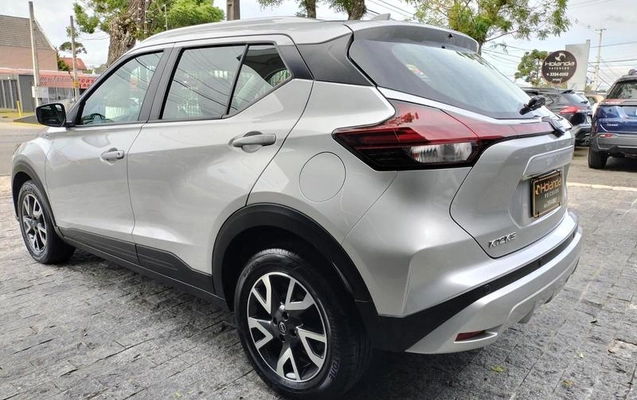 imagem-https://www.socarrao.com.br/sc-vehicle-images-prod/990304/1789050062162-7913509_5_B_f7edd8af77.jpeg