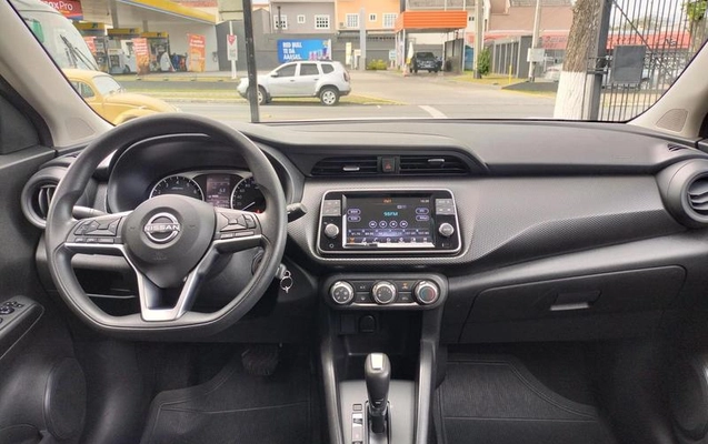 imagem-https://www.socarrao.com.br/sc-vehicle-images-prod/990304/1789050062168-7913509_11_B_6c3078df17.jpeg
