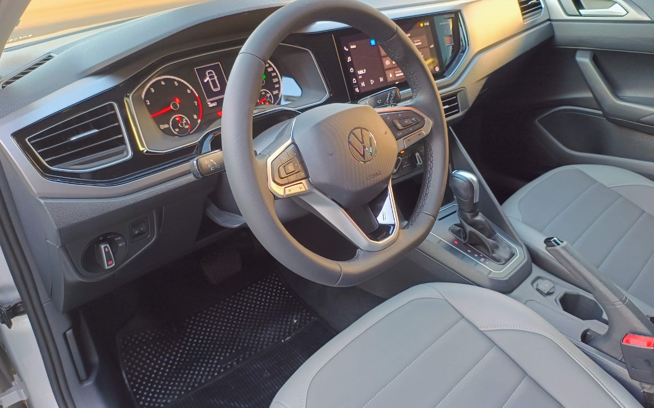 imagem-https://www.socarrao.com.br/sc-vehicle-images-prod/990340/1775672322457-VlcgTklWVVMgMS4wIDIwMCBUU0kgVE9UQUwgRkxFWCBDT01GT1JUTElORSAyMDIxIFBSQVRBIDEzLmpwZw.jpg