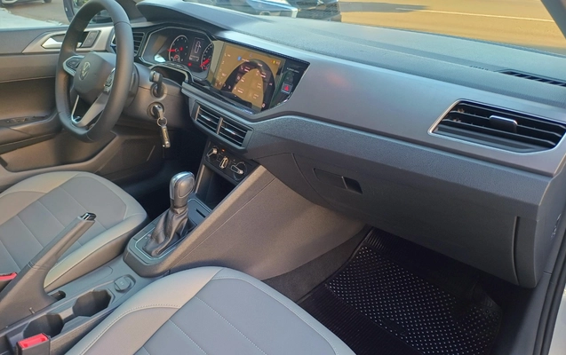 imagem-https://www.socarrao.com.br/sc-vehicle-images-prod/990340/1775672322589-VlcgTklWVVMgMS4wIDIwMCBUU0kgVE9UQUwgRkxFWCBDT01GT1JUTElORSAyMDIxIFBSQVRBIDE0LmpwZw.jpg
