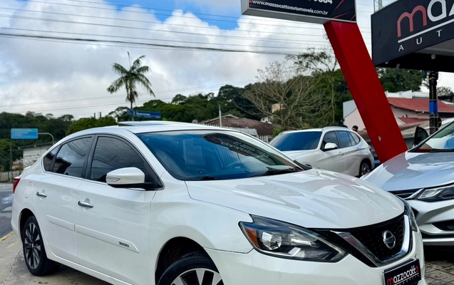 imagem-https://www.socarrao.com.br/sc-vehicle-images-prod/990430/1787665574794-003_ceb45ecdbfed581d69c296e55f22daa8.jpeg