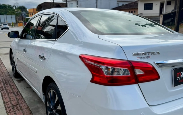 imagem-https://www.socarrao.com.br/sc-vehicle-images-prod/990430/1787665574802-003_9104a14f7ff9f7abac7aeed5e6f05516.jpeg
