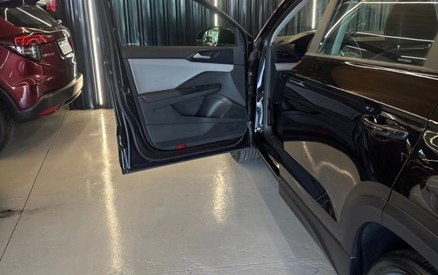 imagem-https://www.socarrao.com.br/sc-vehicle-images-prod/990498/1789222009467-gb-06f35f1.jpeg