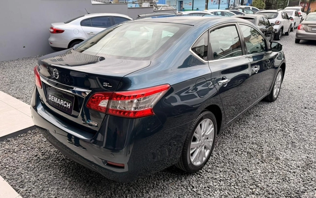 imagem-https://www.socarrao.com.br/sc-vehicle-images-prod/990549/1775676427188-ZDBhNzg4ZTQtYzQ1ZS00MDNkLWI5NmMtMTc2ODZjZGM1ZTZhLmpwZWc.jpeg