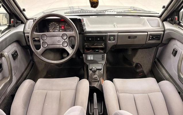 imagem-https://www.socarrao.com.br/sc-vehicle-images-prod/990574/1785274352523-7970127_14_B_dc371fbd86.jpeg