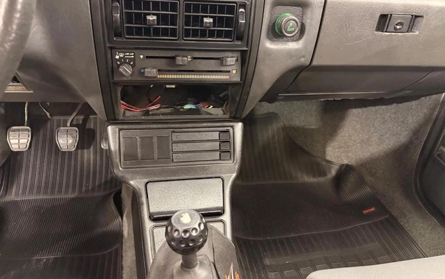 imagem-https://www.socarrao.com.br/sc-vehicle-images-prod/990574/1785274352528-7970127_19_B_f0b7d7869f.jpeg
