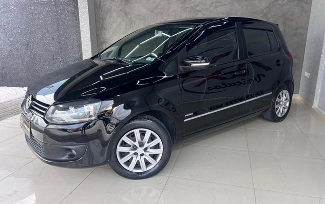 imagem-https://www.socarrao.com.br/sc-vehicle-images-prod/990681/1791909807784-7974458_6_B_1f2d480911.jpeg