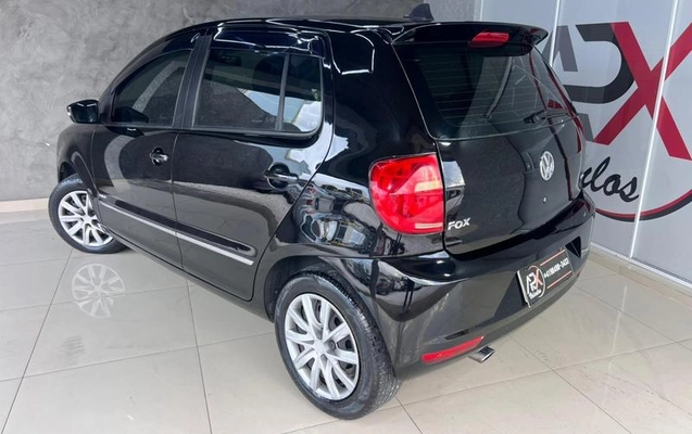 imagem-https://www.socarrao.com.br/sc-vehicle-images-prod/990681/1791909807799-7974458_7_B_339fbd238b.jpeg