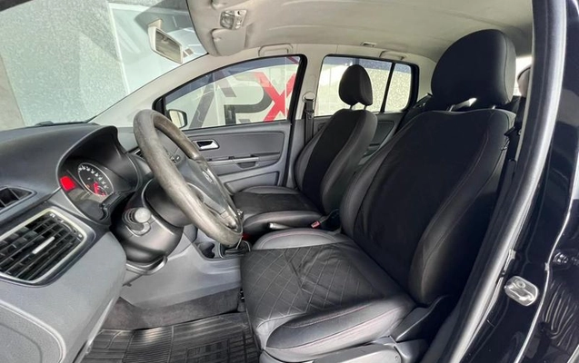 imagem-https://www.socarrao.com.br/sc-vehicle-images-prod/990681/1791909807801-7974458_1_B_d9907cc53a.jpeg