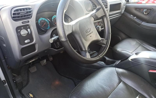 imagem-https://www.socarrao.com.br/sc-vehicle-images-prod/991003/1790352774902-7971201_9_B_cc6bf15453.jpeg