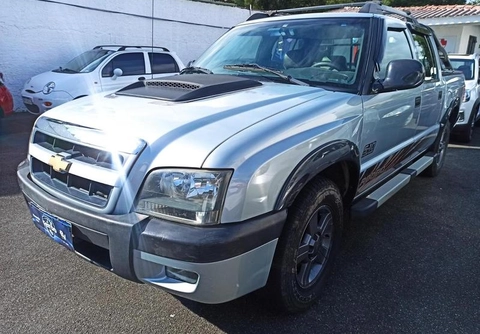 Chevrolet S10 2011 Prata — foto 1 de 3