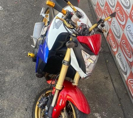 imagem-https://www.socarrao.com.br/sc-vehicle-images-prod/991133/1789166779401-7975193_3_B_329af63f89.jpeg