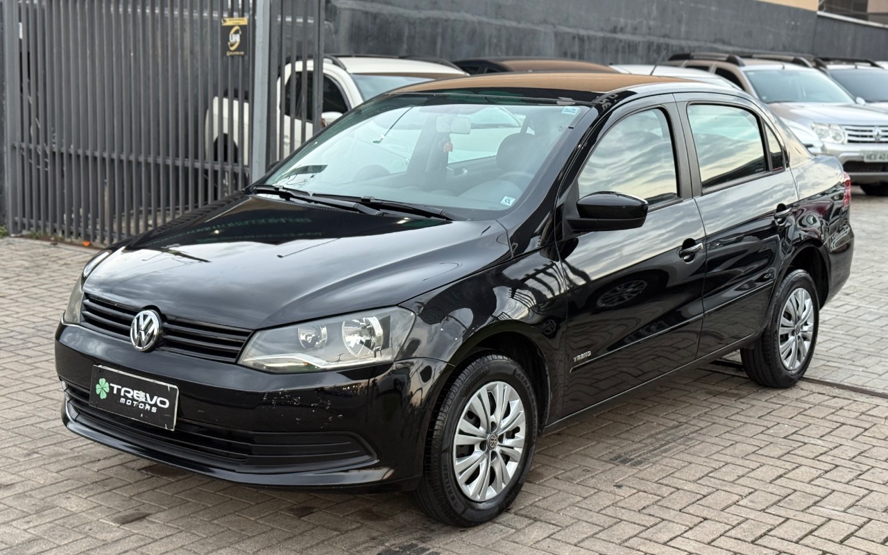 Volkswagen Voyage 1.6/1.6 City Mi Total Flex 8V 4p na cor Preto em Curitiba / PR - 991195
