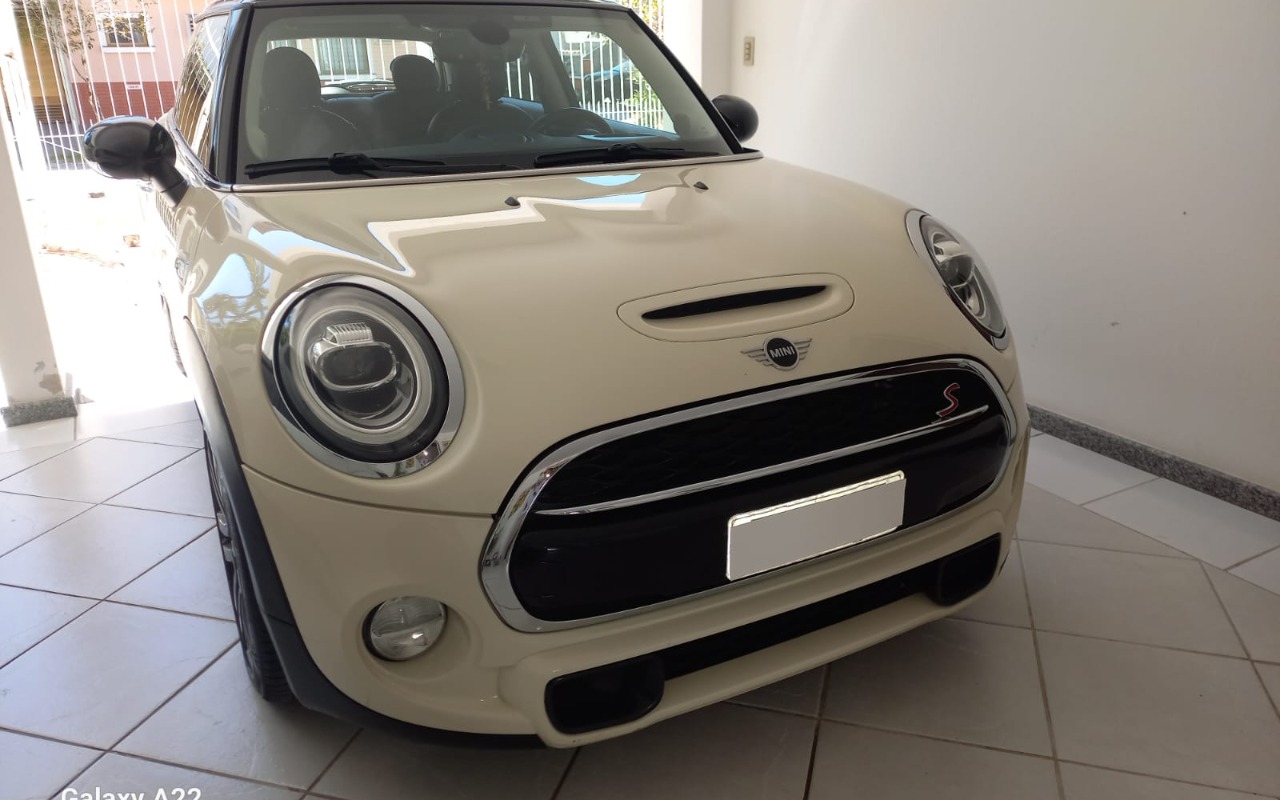 MINI COOPER 2019 Branco — foto 1 de 3