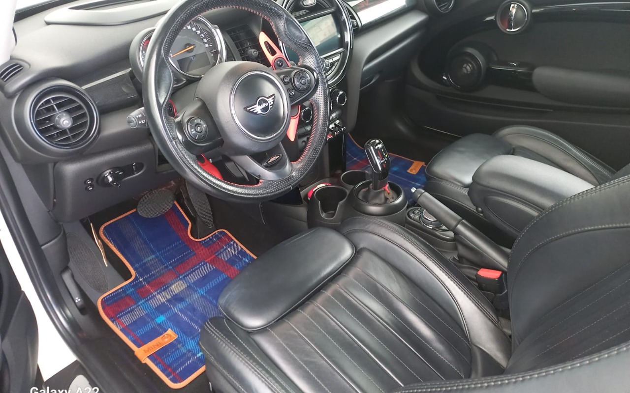 imagem-https://www.socarrao.com.br/sc-vehicle-images-prod/992059/1775734629018-V2hhdHNBcHAgSW1hZ2UgMjAyNi0wNC0wOSBhdCAwOC4yOS4wMy5qcGVn.jpeg
