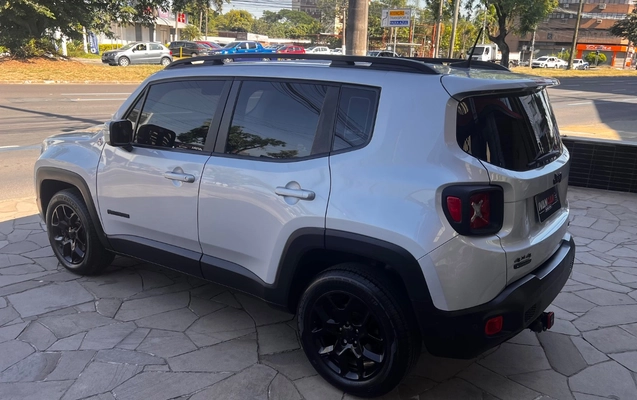 imagem-https://www.socarrao.com.br/sc-vehicle-images-prod/992608/1775737722682-SU1HXzMwOTYuanBlZw.jpeg
