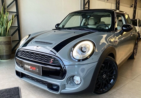 Mini COOPER 2018 Cinza — foto 1 de 3