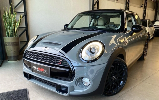 imagem-https://www.socarrao.com.br/sc-vehicle-images-prod/992662/1775738406028-N0ZEMTJFNjMtRkVGRS00MzFFLUFEREMtNUNGMEY4NDA0NkIwX09yaWdpbmFsLmpwZWc.jpeg