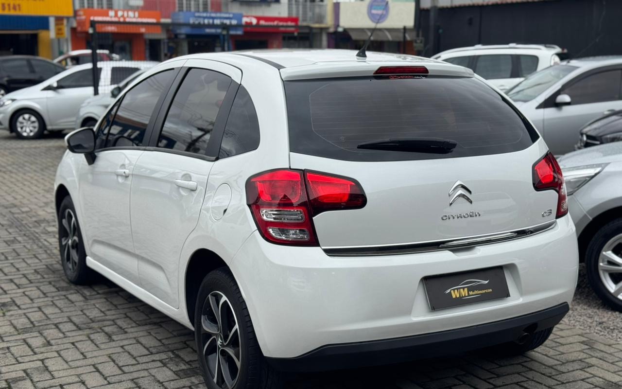 imagem-https://www.socarrao.com.br/sc-vehicle-images-prod/992667/1775738373027-V2hhdHNBcHAgSW1hZ2UgMjAyNi0wNC0wOCBhdCAxNy41NC40OCAoMikuanBlZw.jpeg