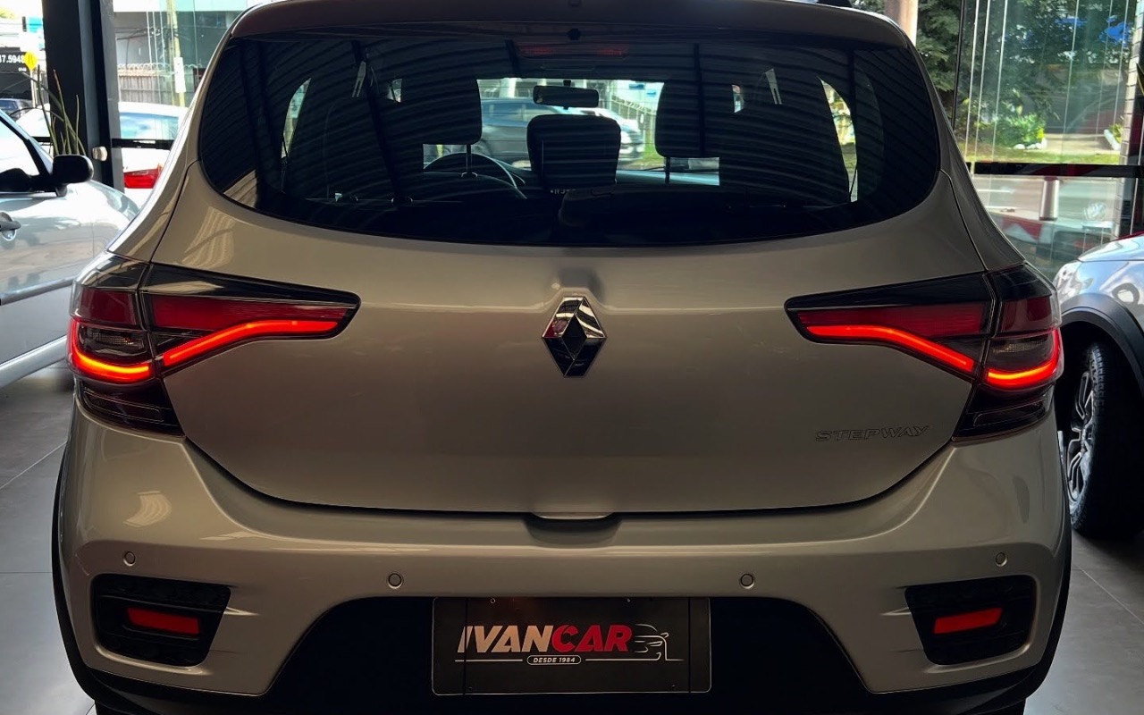 imagem-https://www.socarrao.com.br/sc-vehicle-images-prod/992738/1775739868586-NUE2REI5MDYtOTNFRC00MjU5LUE3OTctRDczRDBENDc0OTU0X09yaWdpbmFsLmpwZWc.jpeg