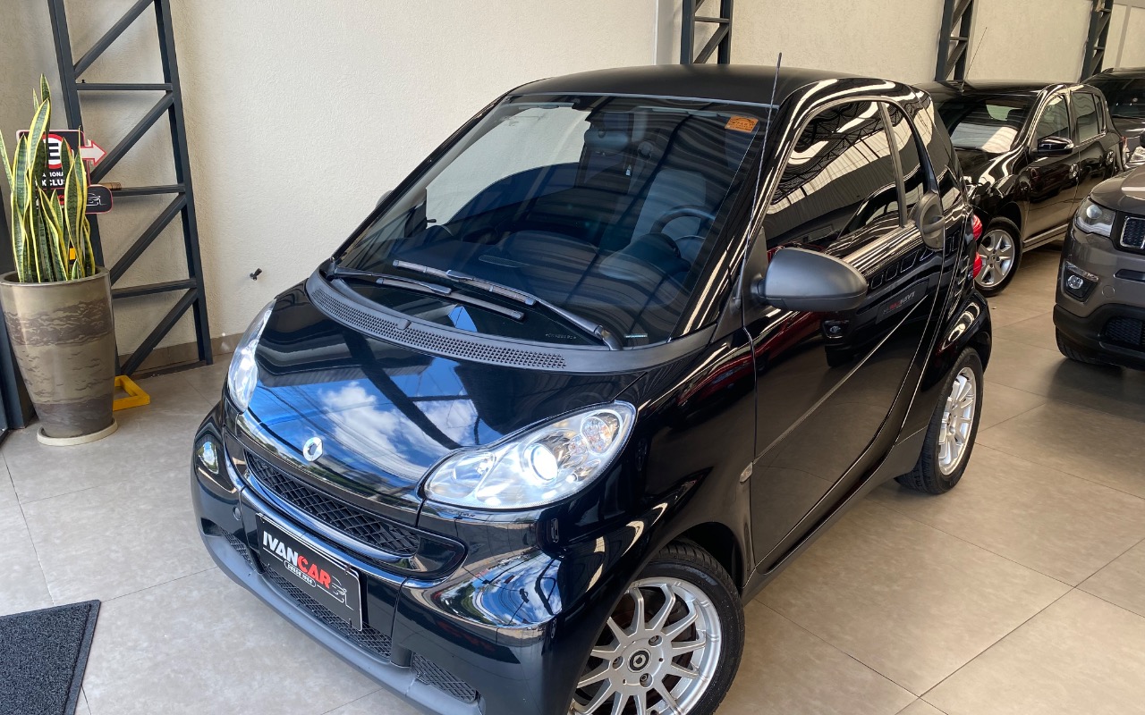 smart fortwo coupé/Brasil.Edition 1.0 mhd 71cv na cor Preto no Porto Alegre / RS - 992751