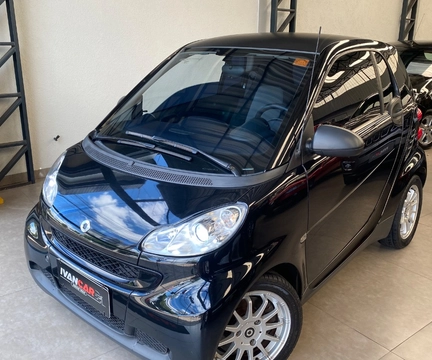 smart fortwo 2012 Preto — foto 1 de 3