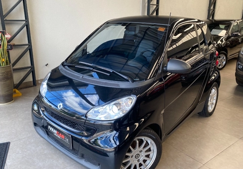 smart fortwo 2012 Preto — foto 1 de 3
