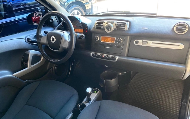 imagem-https://www.socarrao.com.br/sc-vehicle-images-prod/992751/1775740396534-RjMyNjY2RTgtNzQzRi00NTVDLUExQzctOTVGMjQ3MjI0ODA5X09yaWdpbmFsLmpwZWc.jpeg