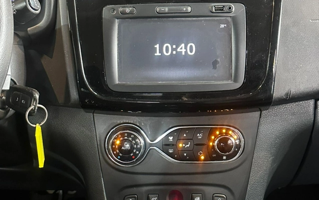 imagem-https://www.socarrao.com.br/sc-vehicle-images-prod/992868/1775741768486-OC5qcGVn.jpeg