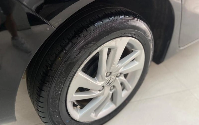 imagem-https://www.socarrao.com.br/sc-vehicle-images-prod/992938/1779310998051-7976157_0_B_667a5e88cc.jpeg