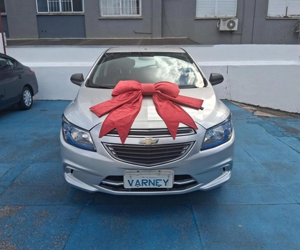 Chevrolet Onix 2015 Prata — foto 1 de 3