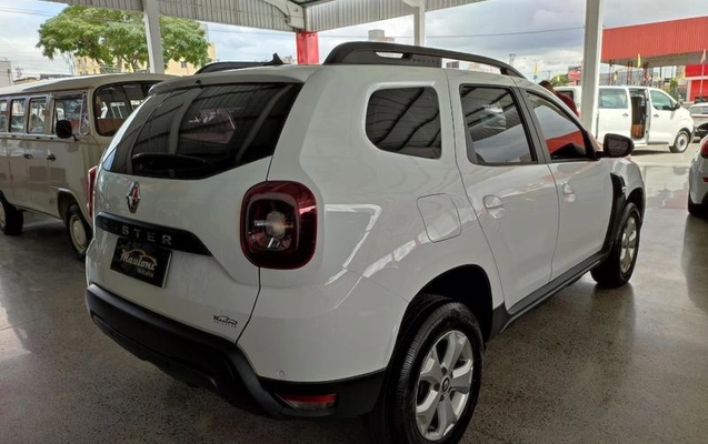 imagem-https://www.socarrao.com.br/sc-vehicle-images-prod/993205/1791373429759-7976658_9_B_131eb84adc.jpeg