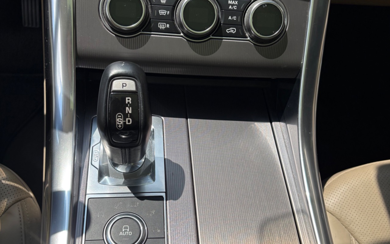 imagem-https://www.socarrao.com.br/sc-vehicle-images-prod/993390/1775752054927-SU1HXzA5NzcuanBlZw.jpeg