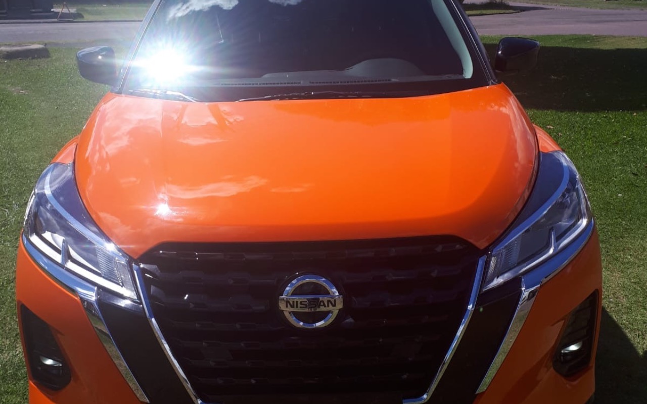 Nissan KICKS 2022 Laranja — foto 1 de 3