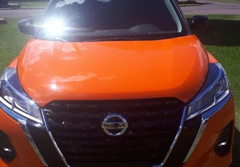 Nissan KICKS 2022 Laranja — foto 1 de 3