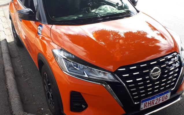 imagem-https://www.socarrao.com.br/sc-vehicle-images-prod/993422/1775769165270-YWMyY2FmMmQtMjk2YS00NzUxLThkYjctMWJjYmJkMzA2MDRhLmpwZWc.jpeg