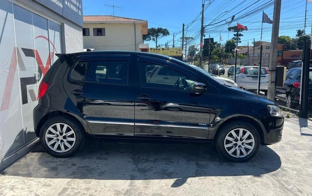 imagem-https://www.socarrao.com.br/sc-vehicle-images-prod/993463/1787163384011-7930946_9_B_2c9386b305.jpeg