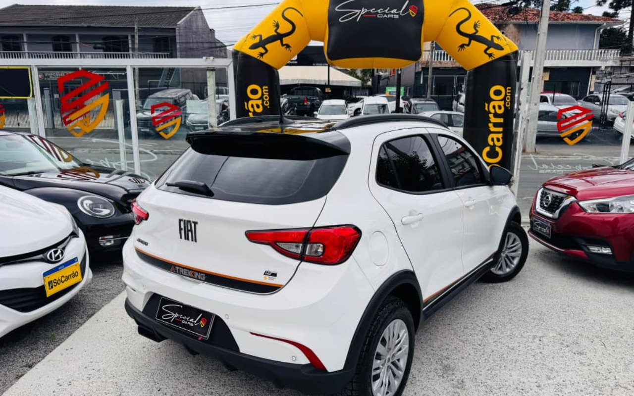 imagem-https://www.socarrao.com.br/sc-vehicle-images-prod/993528/1775755722539-V2hhdHNBcHAgSW1hZ2UgMjAyNi0wMy0xOCBhdCAxMS4xNi4yNyAoMikuanBlZw.jpeg