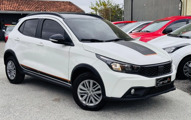 imagem-https://www.socarrao.com.br/sc-vehicle-images-prod/993528/1775755723238-V2hhdHNBcHAgSW1hZ2UgMjAyNi0wMy0xOCBhdCAxMS4xNi40NyAoMSkuanBlZw.jpeg