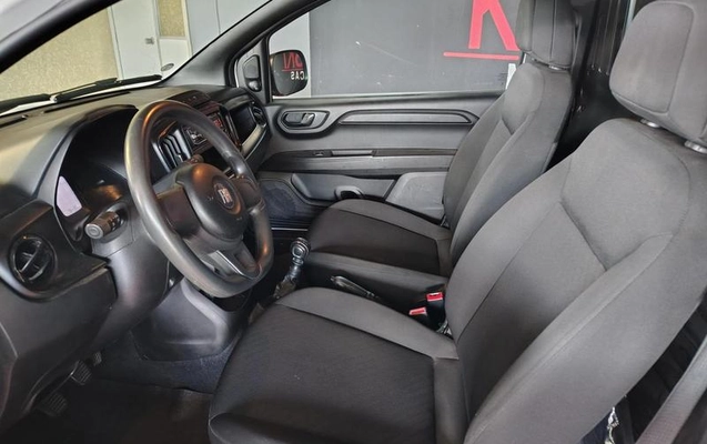 imagem-https://www.socarrao.com.br/sc-vehicle-images-prod/993549/1779286700515-7929737_14_B_0c1a9962f9.jpeg